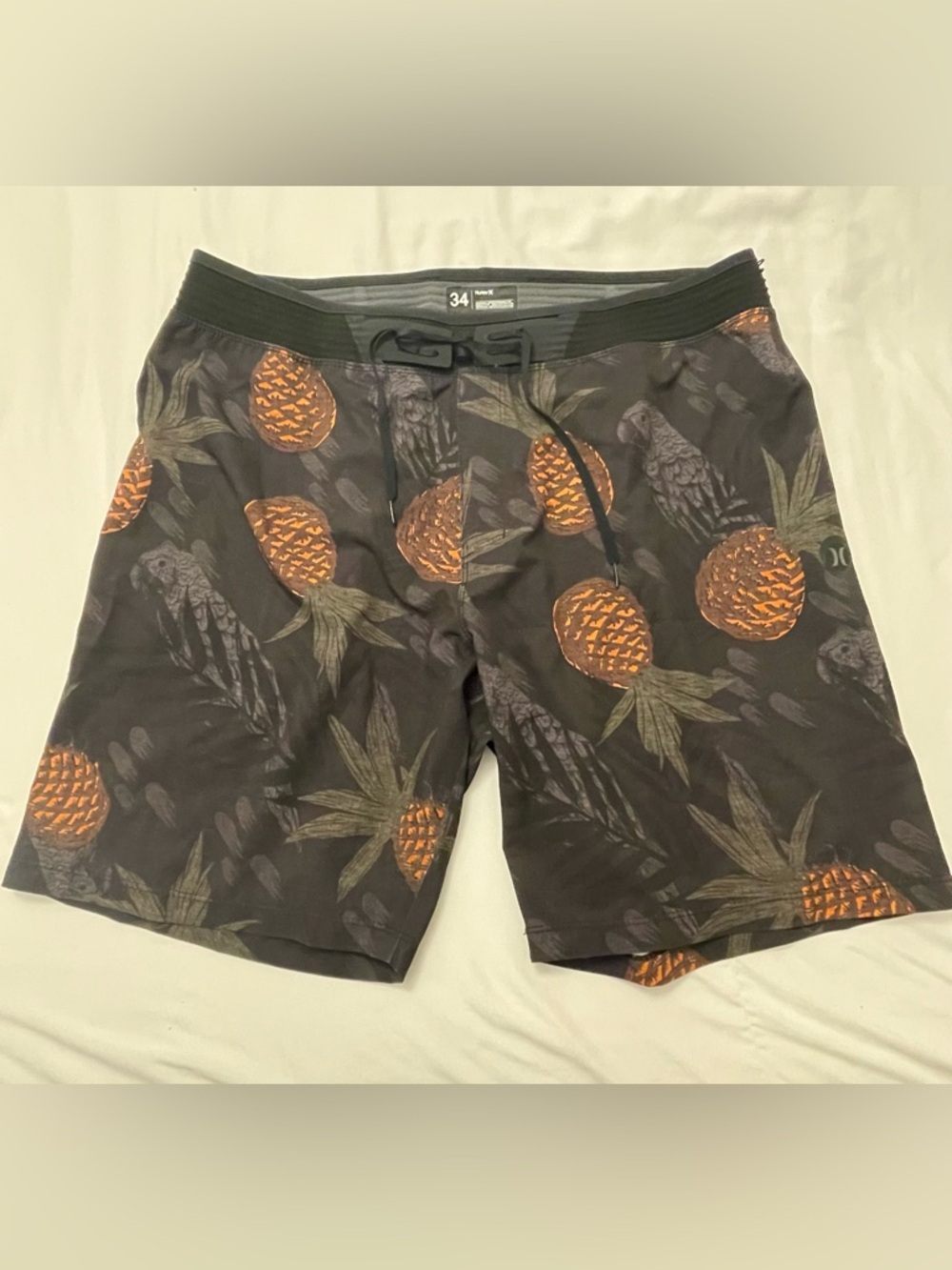 HURLEY Men's Pineapple Print Swim Trunks - Black & Orange